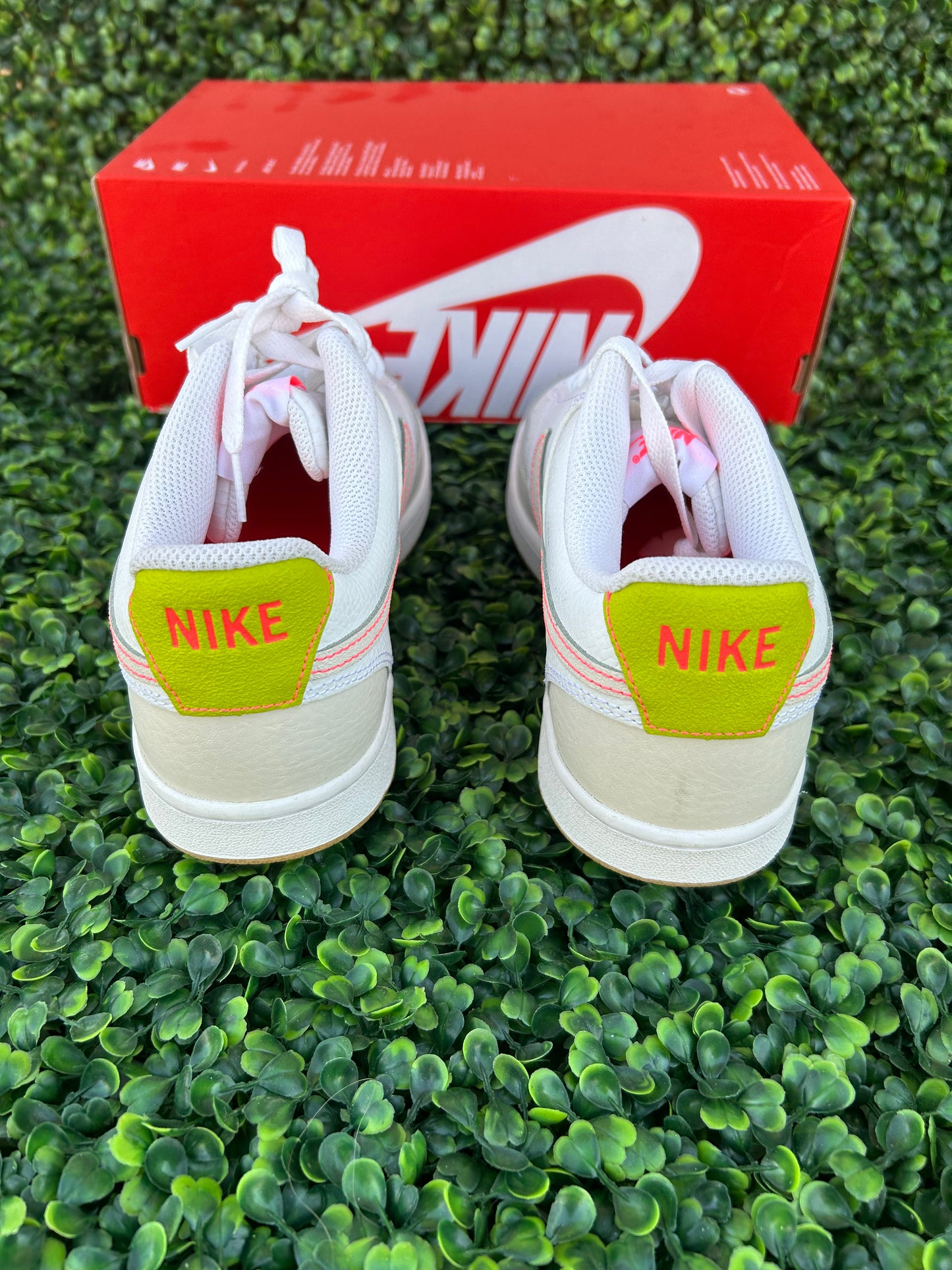 Nike court vision size 8m/9.5w