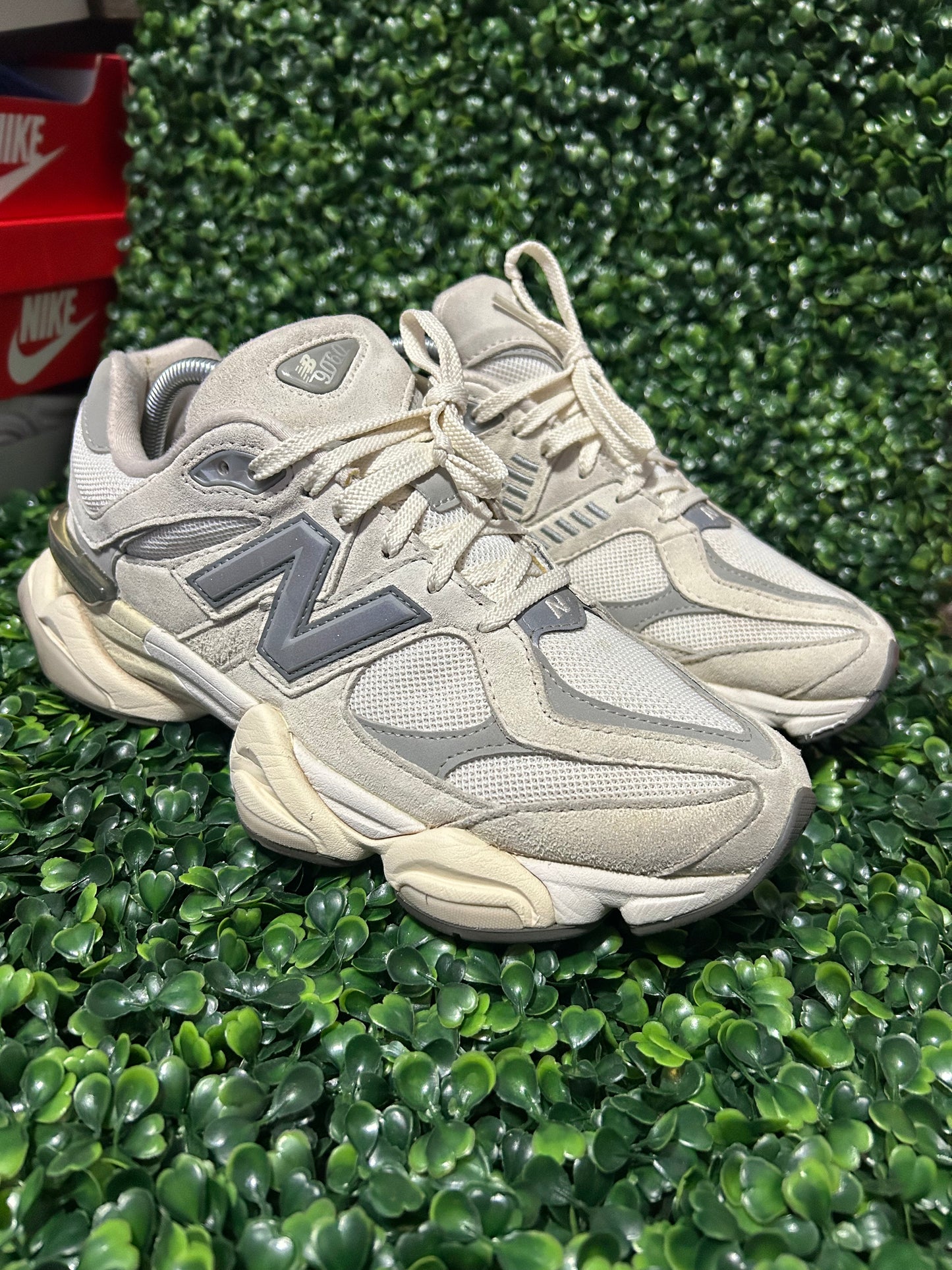 New balance 9060