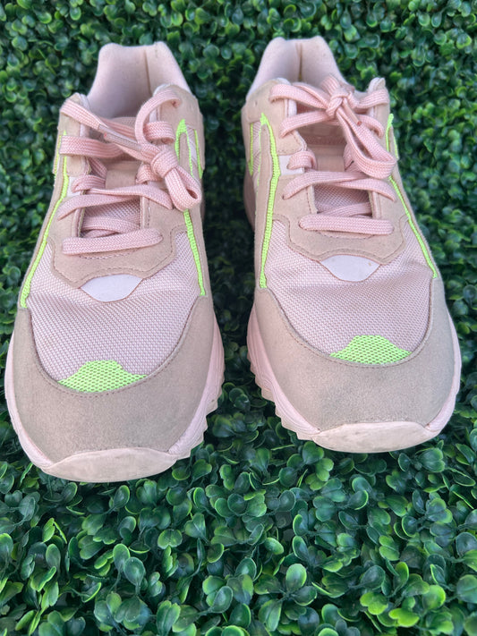 Adidas original yung size 10.5