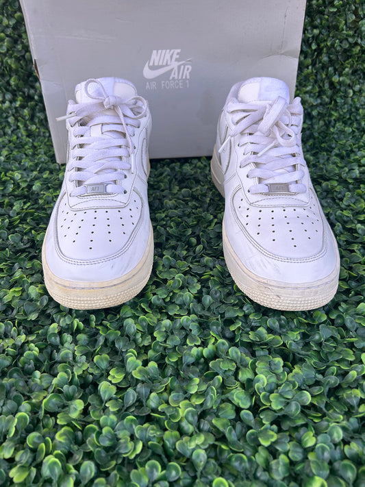 Nike air force 1 size 10.5