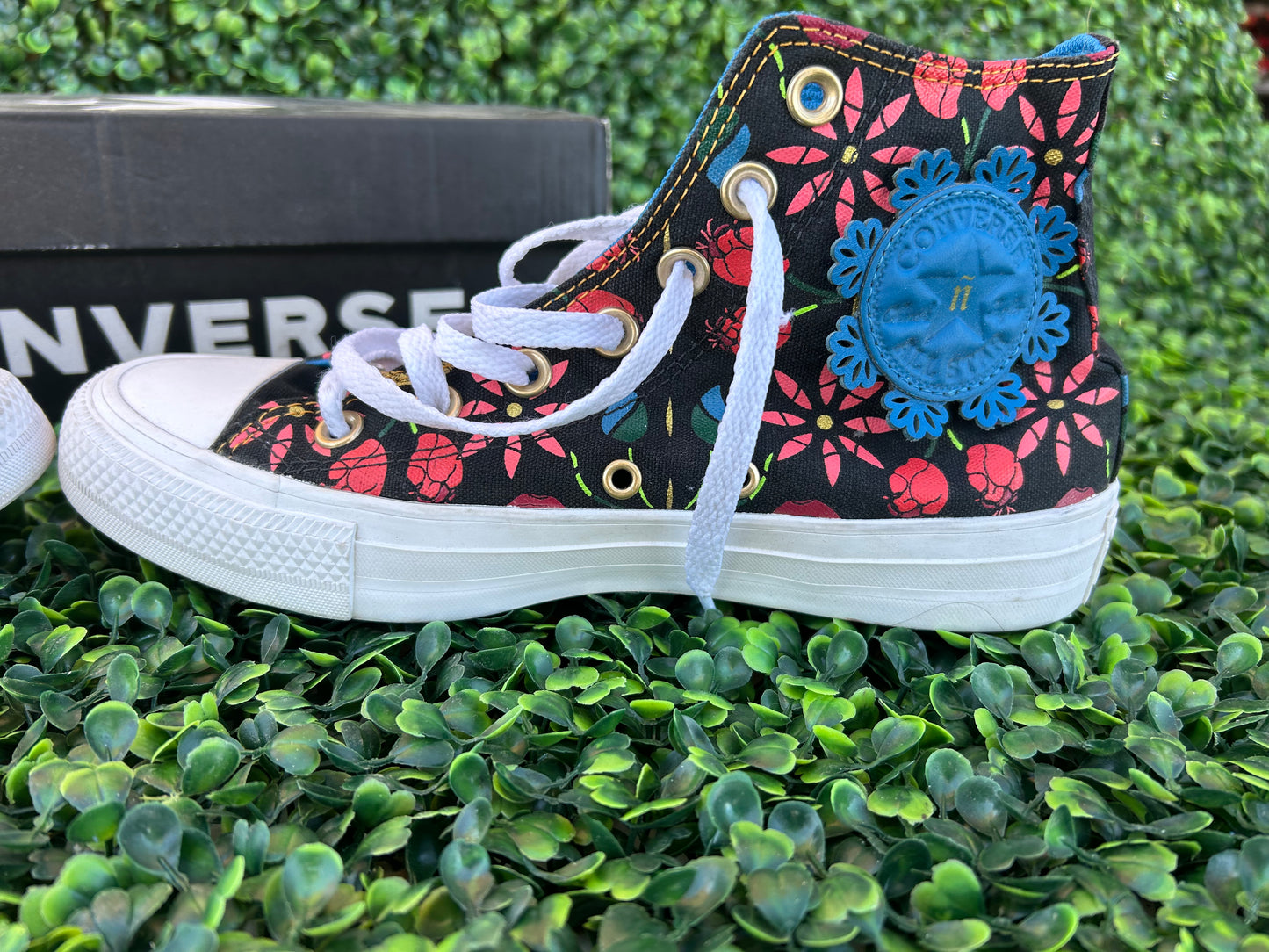 Converse mi gente size 4.5m
