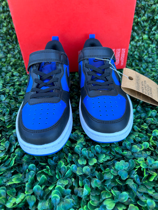 Nike court size 2.5y