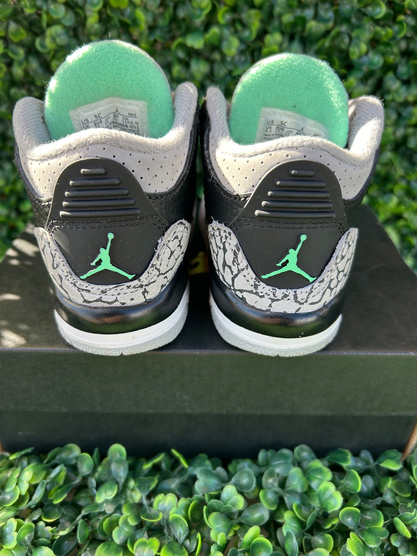 Jordan 3 retro size 5c