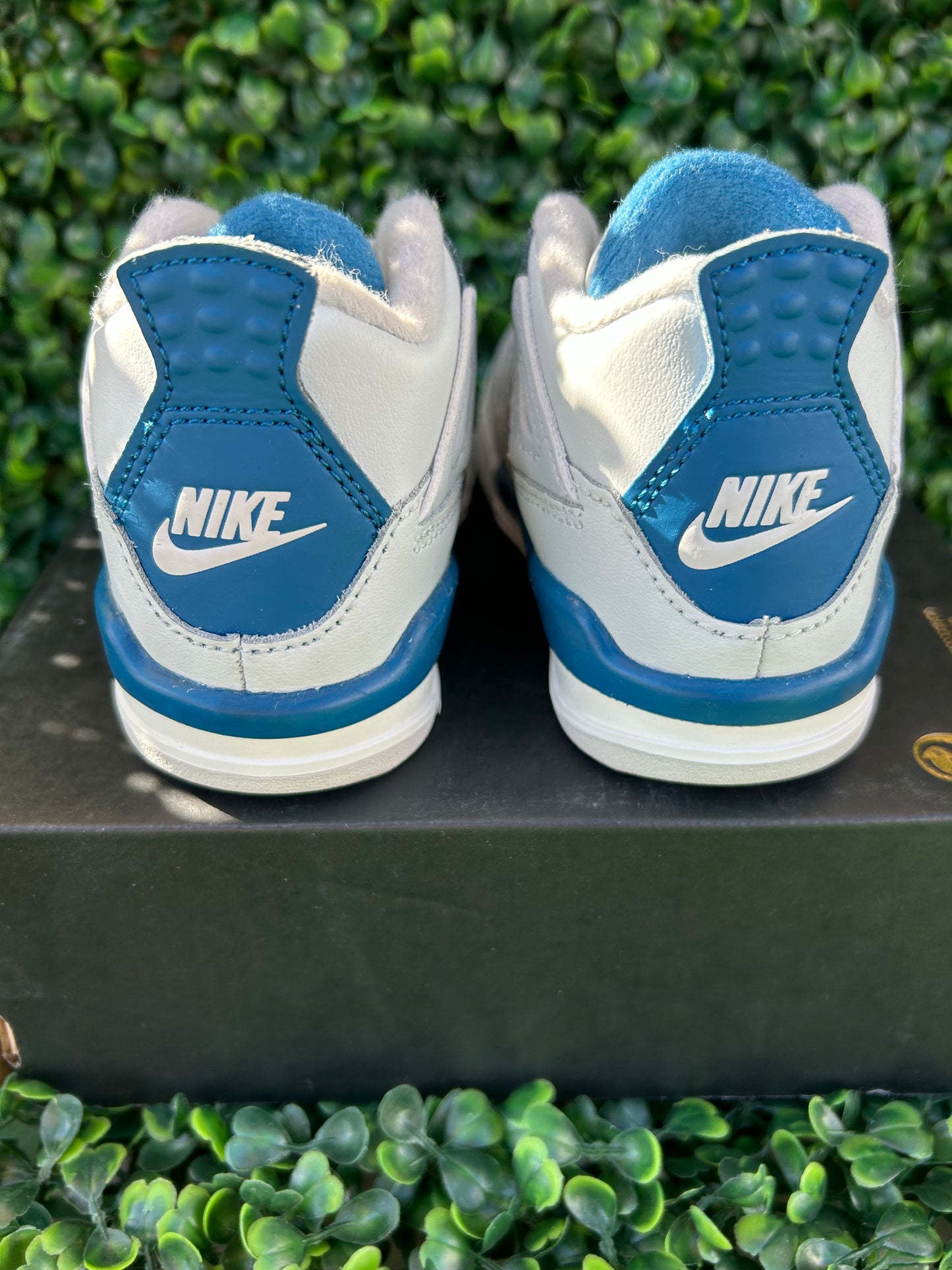 Jordan 4 retro size 6c