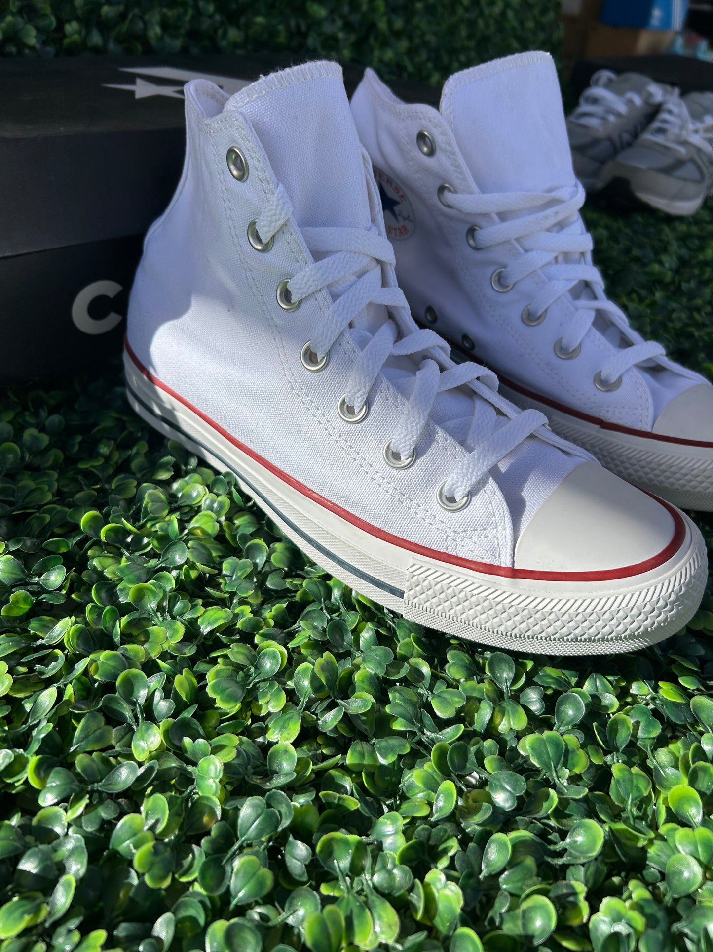 Converse size 8m/10w