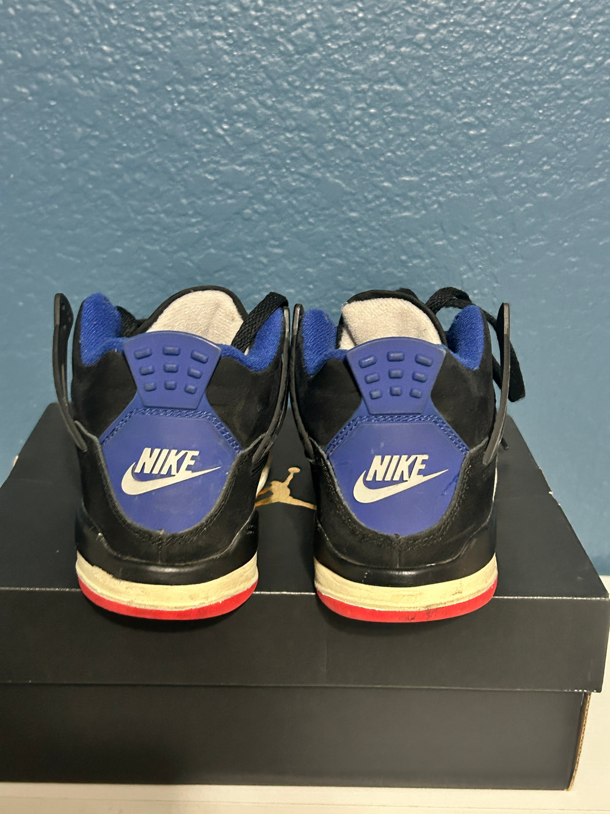 Jordan 4