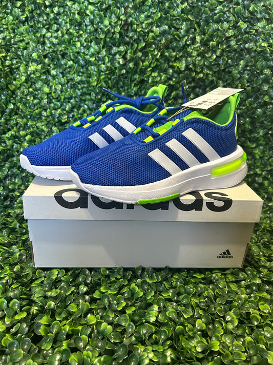 Adidas racer tr23 size 1y