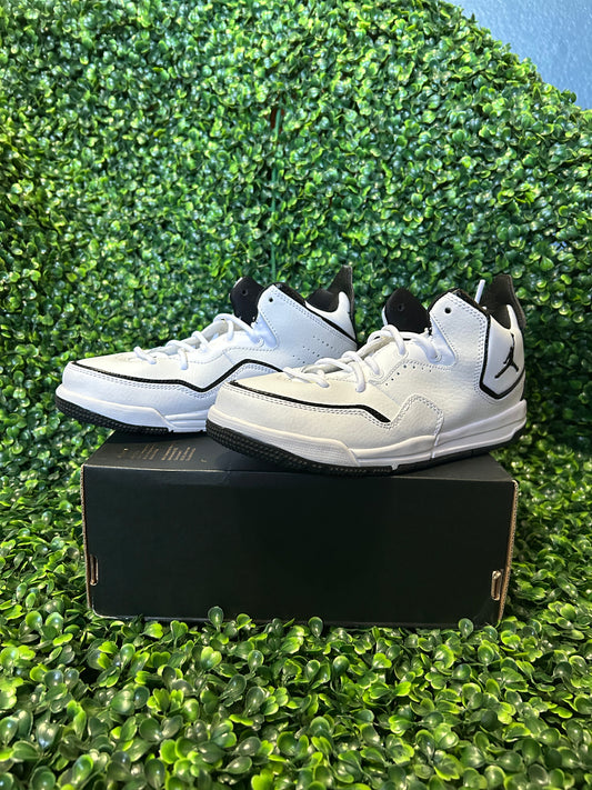 Jordan courtside 23 size 3y