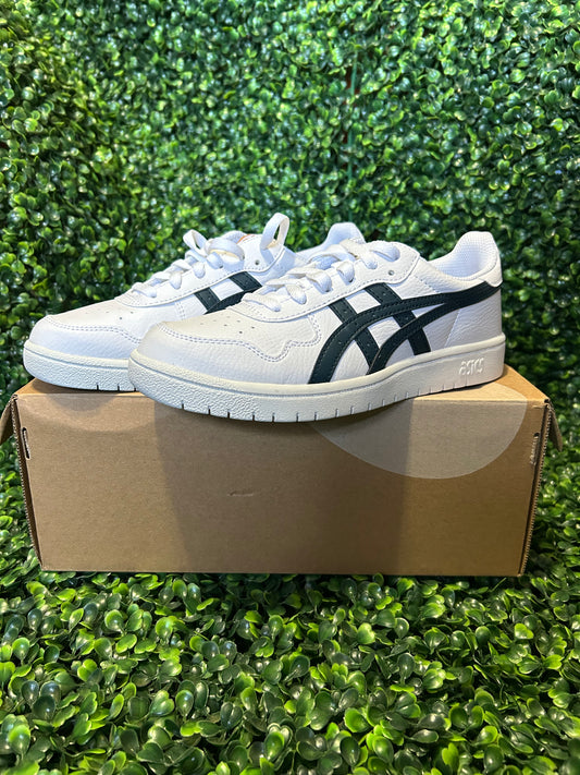 Asics japan s size 4.5