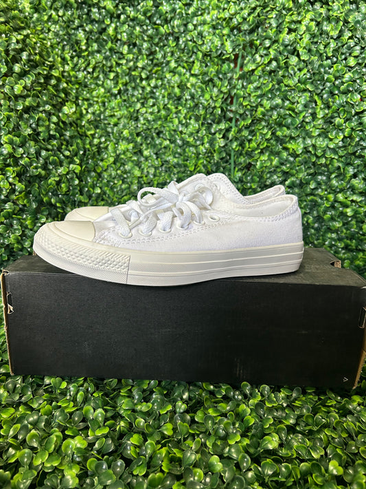 Converse size 5m/7w