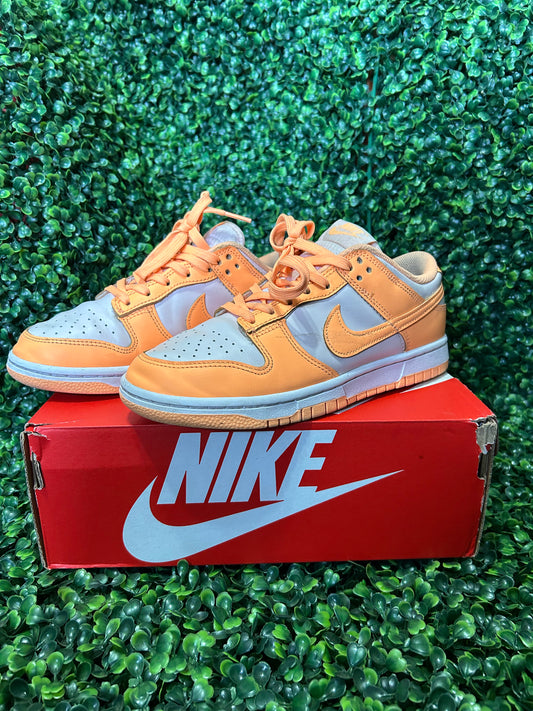 Nike dunk size 5.5m/7w