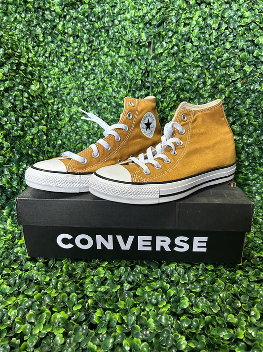 Converse size 6m/8w
