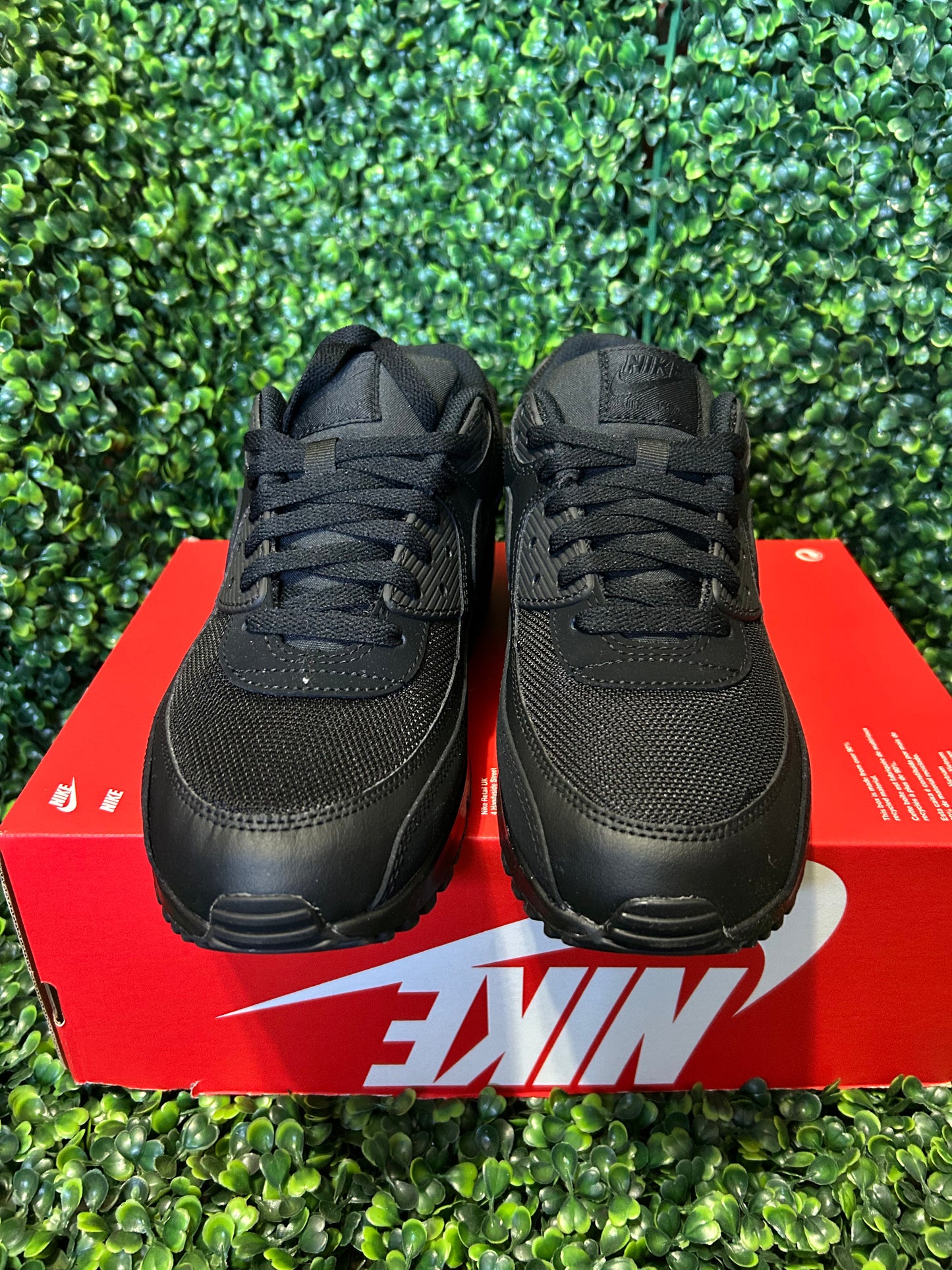 Nike air max 90 size 9m/10.5w