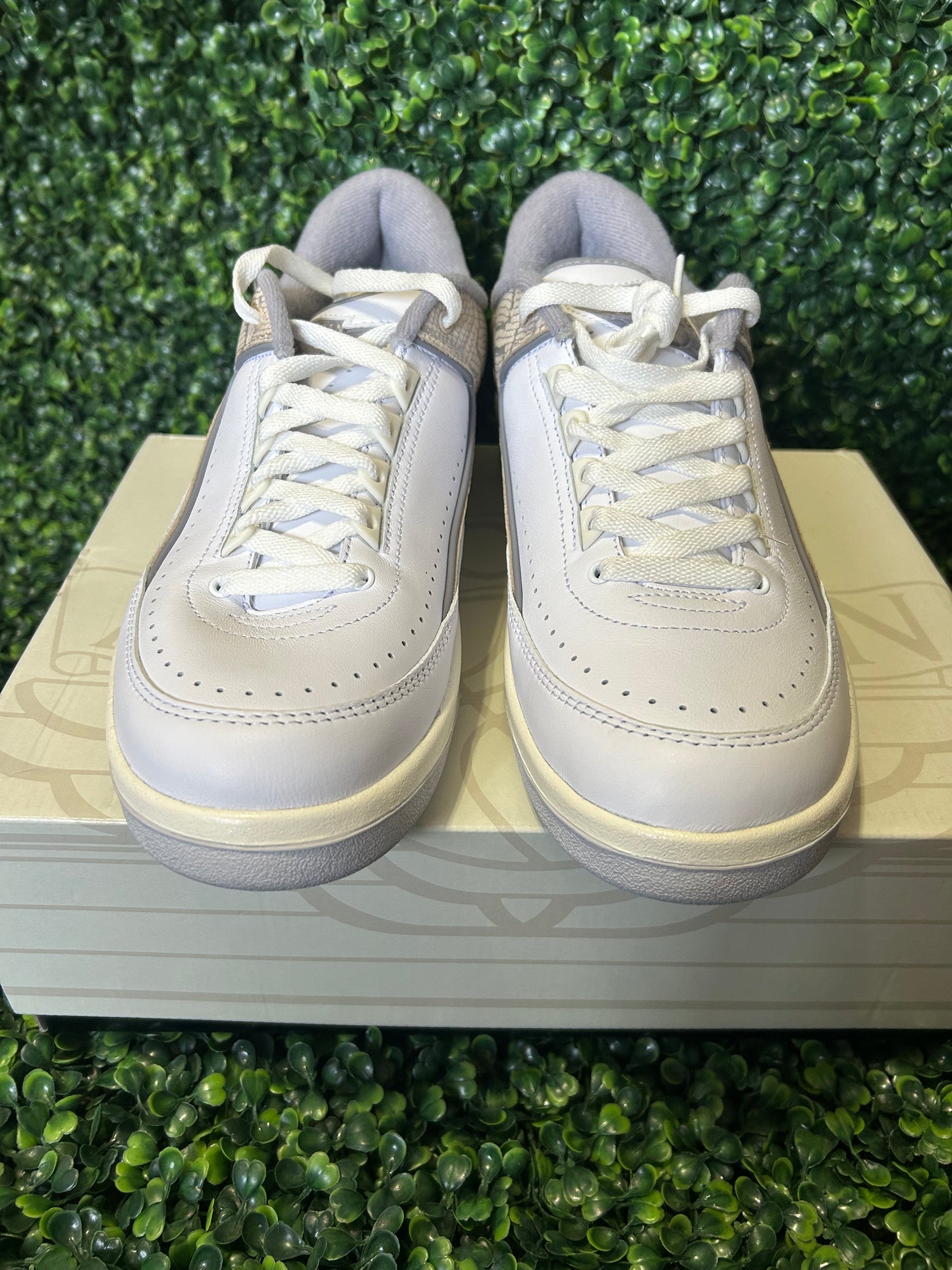 Jordan 2 size 10.5