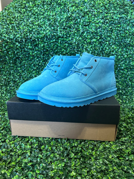 UGGS size 12m
