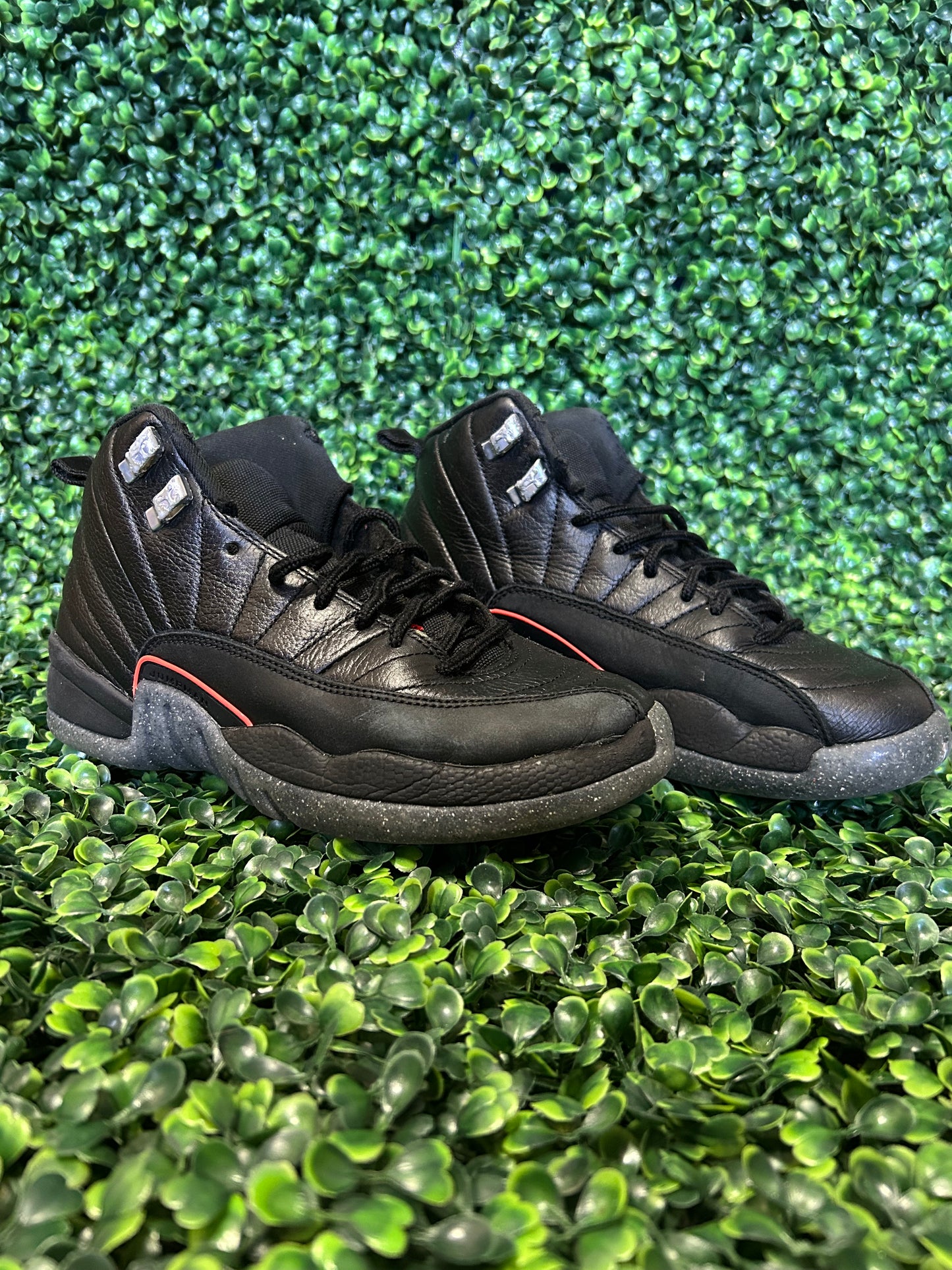 Jordan 12 size 6y