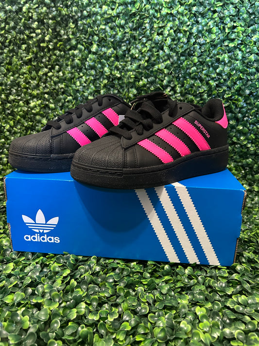 Adidas superstar size 4/4.5