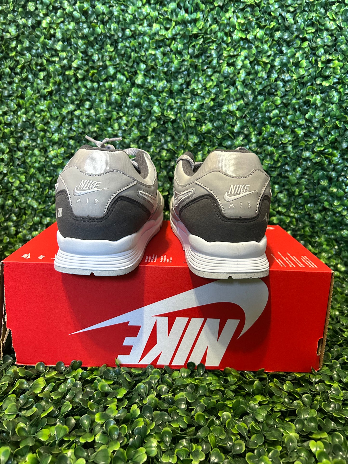 Nike air span 2 size 9