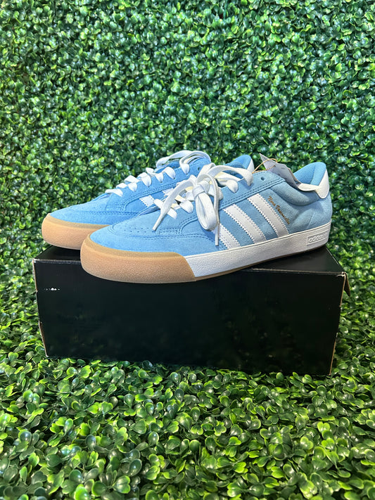 Adidas Nora size 10.5 size 11