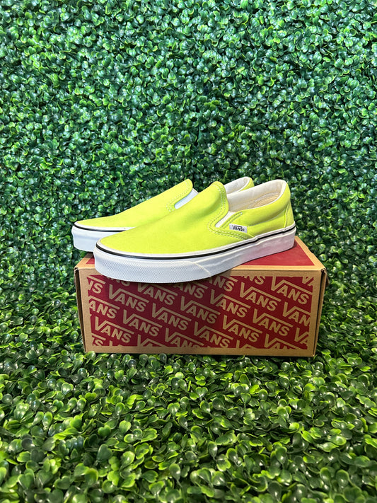Vans slip on size 6