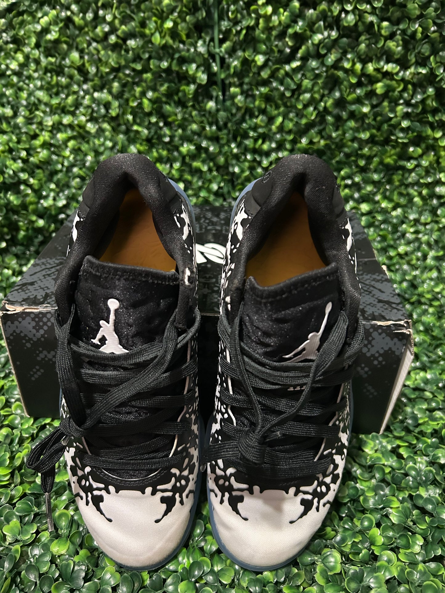 Nike Jordan zion 3 size 5y